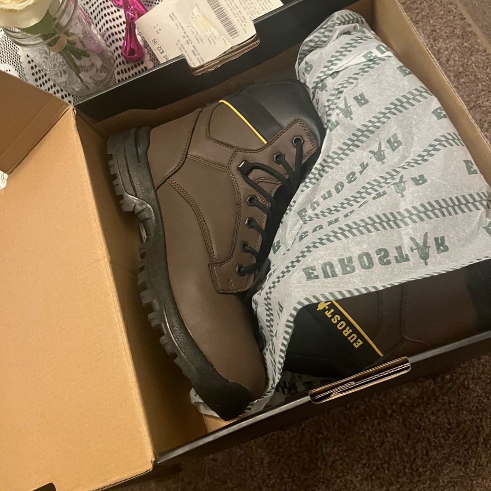 Eurostar size 9 steel toe boots